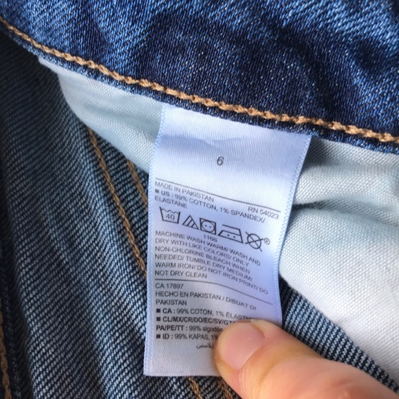 Super cute Old Navy jeans!! - Picture 7 of 7